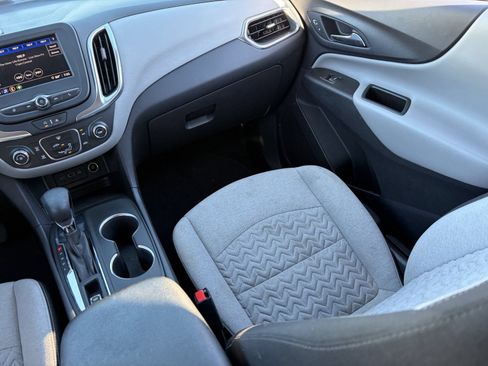 Certified 2024 Chevrolet Equinox LS FWD image 17