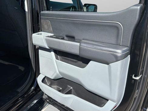 Used 2025 Ford F150 XLT w/ Equipment Group 301A Standard image 13