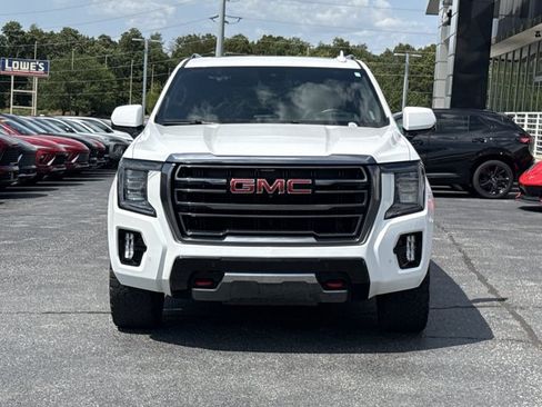 Used 2023 GMC Yukon AT4 w/ AT4 Premium Plus Package AWD/4WD image 17