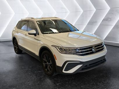 Used 2024 Volkswagen Tiguan SE