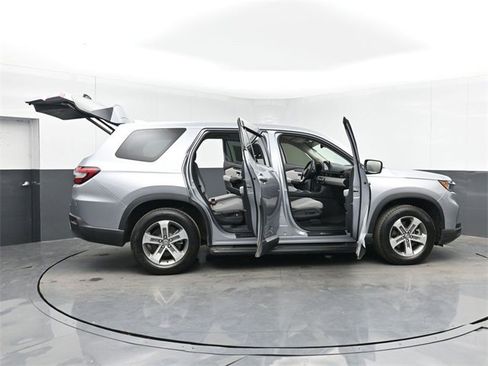 Used 2023 Honda Pilot EX-L image 62