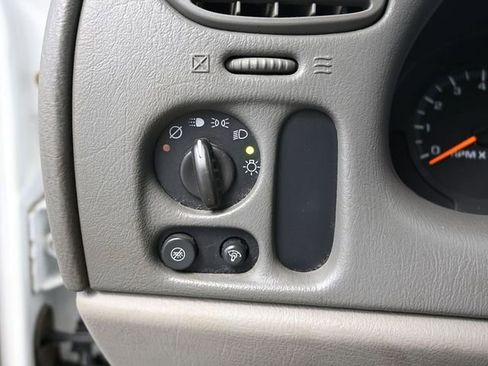 Used 2003 Chevrolet TrailBlazer LS w/ Preferred Equipment Group image 26