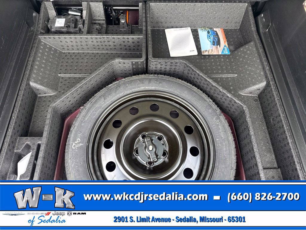 Used 2024 Ford Edge Titanium AWD/4WD image 25