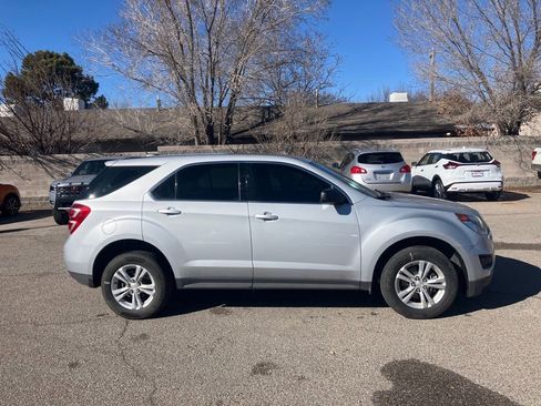 Used 2016 Chevrolet Equinox LS image 4