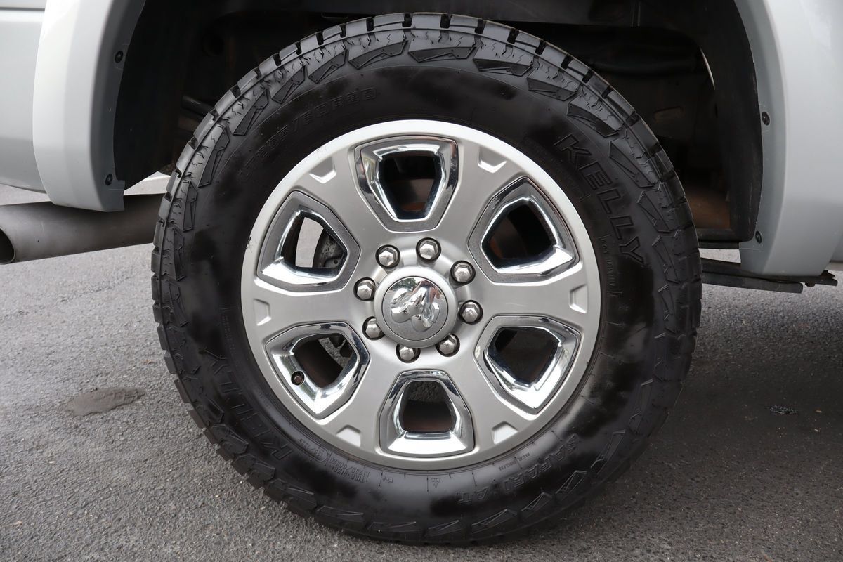 Used 2018 RAM 3500 Laramie w/ Sport Appearance Group AWD/4WD image 42