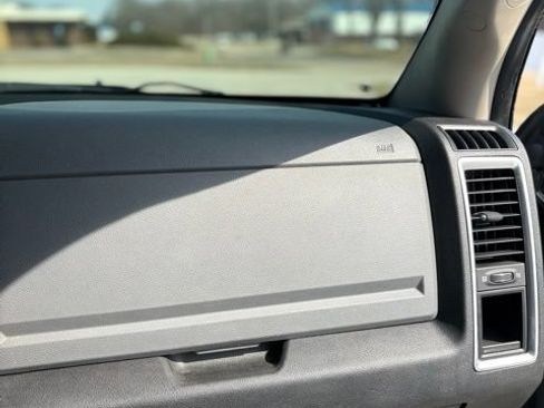 Used 2014 RAM 1500 Classic SLT AWD/4WD image 36