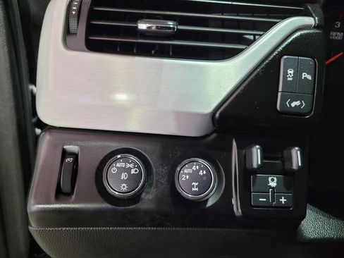 Used 2016 GMC Yukon SLE w/ HD Trailering Package image 43