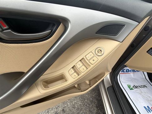Used 2013 Hyundai Elantra Limited w/ Technology Pkg image 22