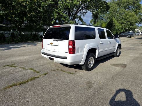 Used 2012 Chevrolet Suburban LT w/ Luxury Package image 3