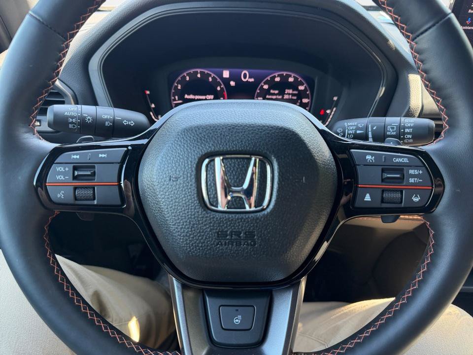 Certified 2026 Honda Pilot TrailSport image 13
