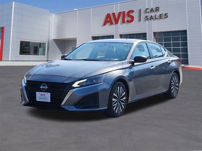 Used 2024 Nissan Altima 2.5 SV