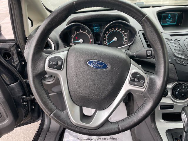 Used 2015 Ford Fiesta SE FWD image 25