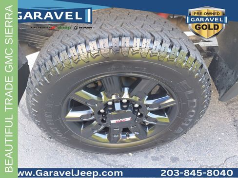 Used 2024 GMC Sierra 3500 AT4 w/ AT4 Preferred Package AWD/4WD image 29