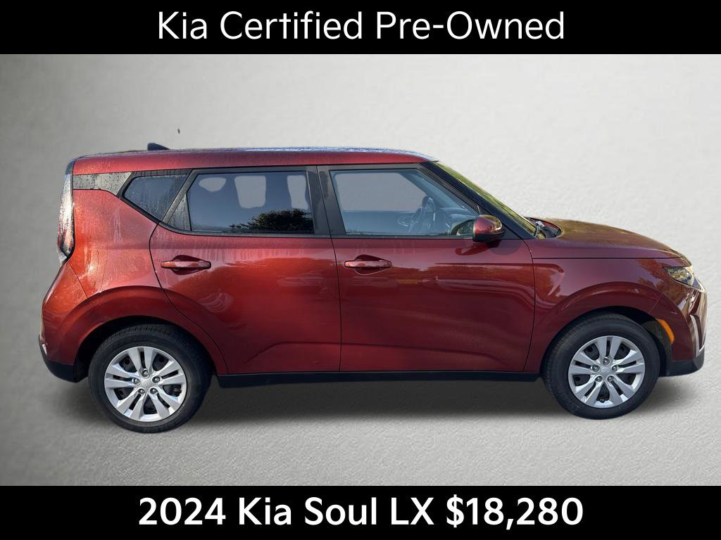 Certified 2024 Kia Soul LX FWD image 2