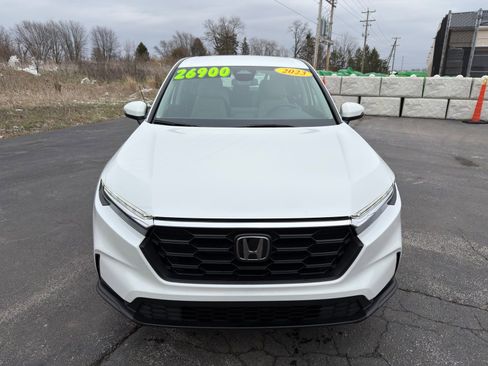 Used 2023 Honda CR-V LX image 9