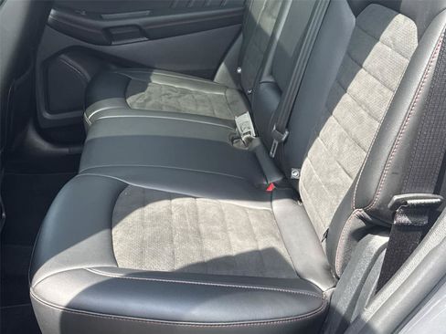 Used 2021 Ford Edge ST-Line AWD/4WD image 15