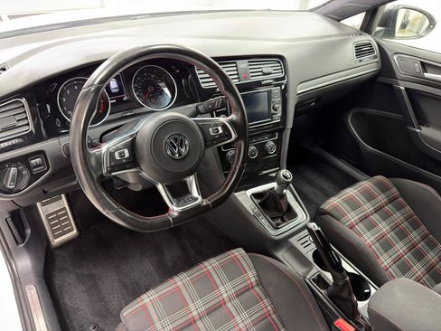 Used 2020 Volkswagen GTI S FWD image 27