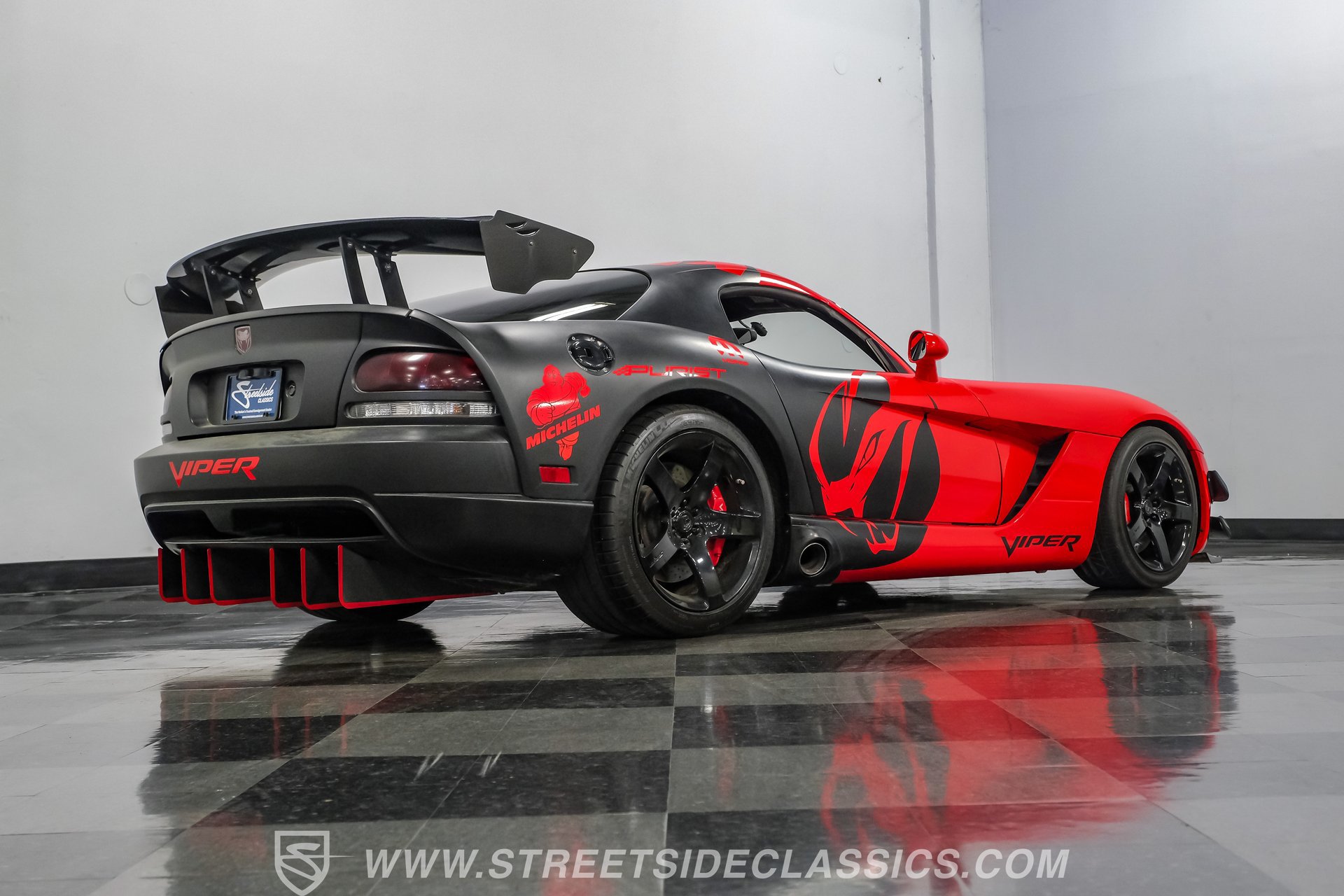 Used 2006 Dodge Viper SRT-10 RWD image 27