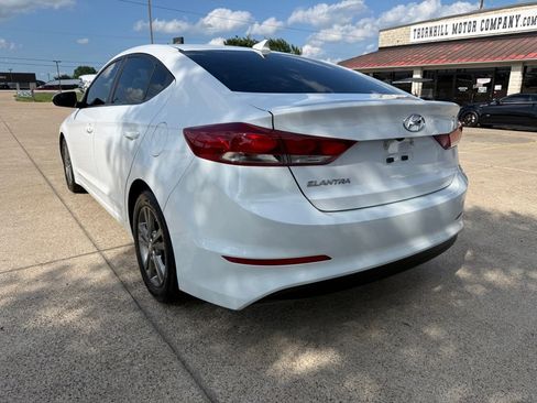 Used 2018 Hyundai Elantra Value Edition FWD image 5