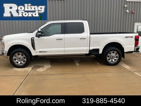 Used 2023 Ford F350 Lariat w/ Lariat Ultimate Package image 2