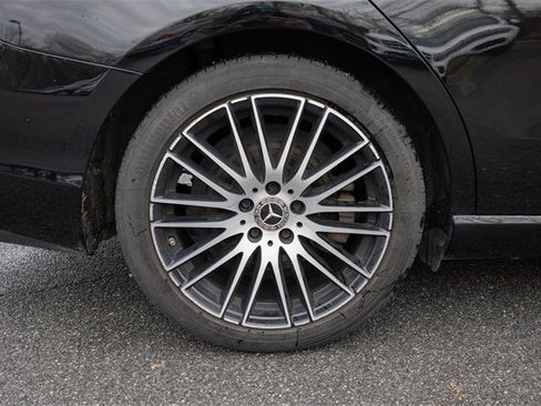 Used 2023 Mercedes-Benz C 300 4MATIC Sedan image 10