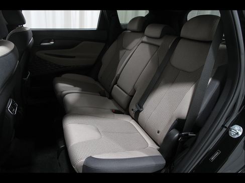 Certified 2023 Hyundai Santa Fe SEL w/ Winter Weather Package AWD/4WD image 19
