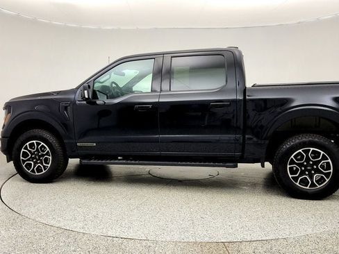 Used 2025 Ford F150 XLT w/ Equipment Group 302A MID AWD/4WD image 8