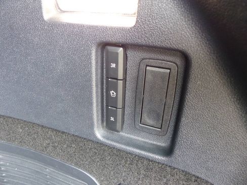 Used 2025 Lincoln Aviator AWD image 44