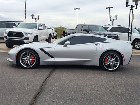 Used 2019 Chevrolet Corvette Stingray Coupe w/ 2LT Preferred Equipment Group RWD image 7