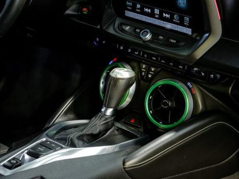 Used 2017 Chevrolet Camaro LT RWD image 28
