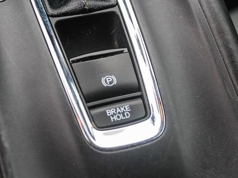 Used 2021 Honda HR-V EX image 32