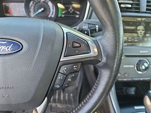 Used 2016 Ford Fusion Titanium image 15