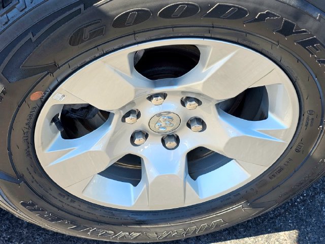 Used 2023 RAM 1500 Big Horn AWD/4WD image 6