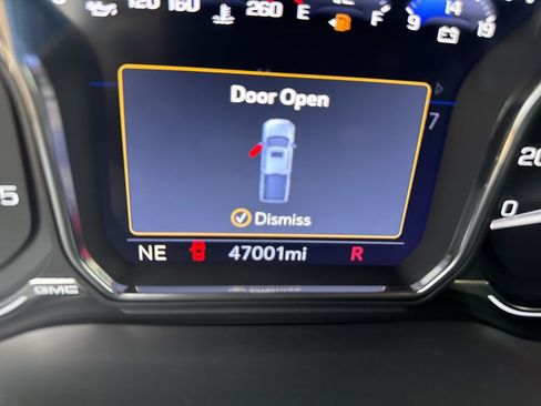 Used 2021 GMC Sierra 2500 Denali w/ Denali Black Diamond Edition image 34