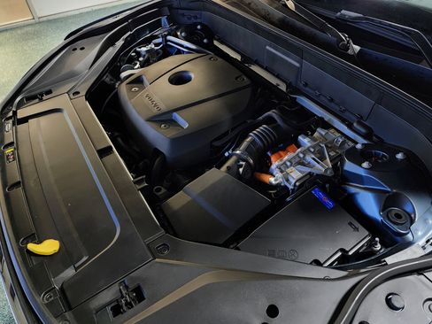 Used 2021 Volvo XC90 T8 Inscription image 51