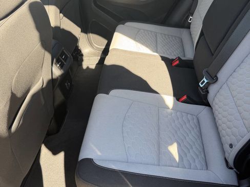 Used 2019 Chevrolet Equinox LT image 17