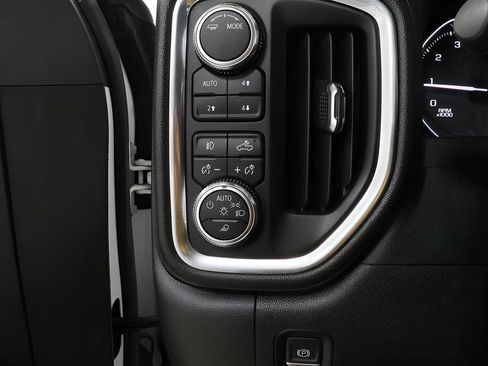 Used 2022 GMC Sierra 1500 Elevation AWD/4WD image 12