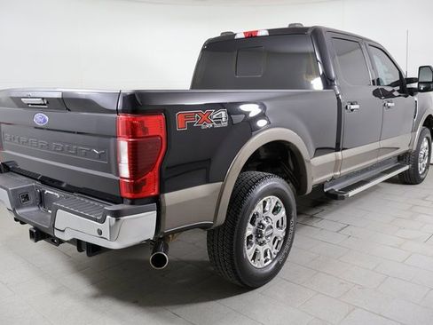 Used 2022 Ford F250 Lariat w/ Chrome Package image 5