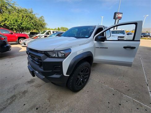 Used 2024 Chevrolet Colorado Trail Boss w/ Advanced Trailering Package AWD/4WD image 3