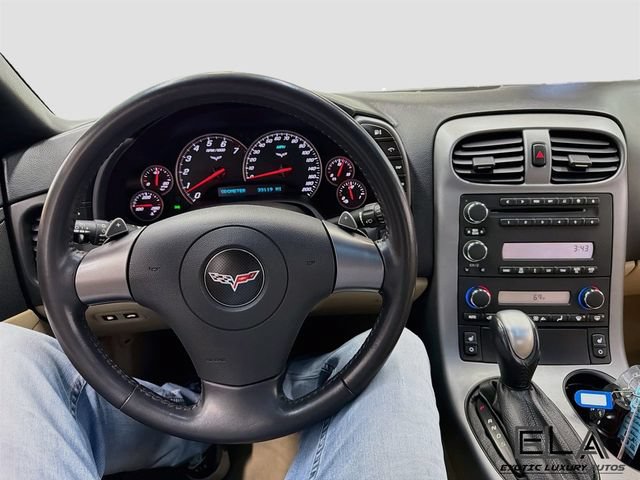 Used 2006 Chevrolet Corvette Coupe w/ Preferred Equipment Group RWD image 16