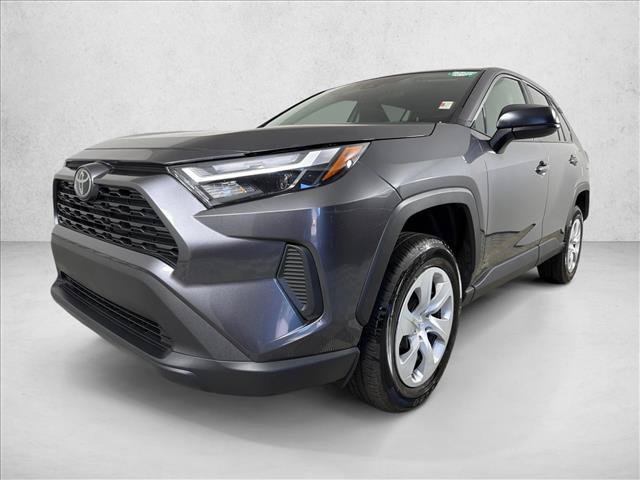 Used 2024 Toyota RAV4 LE FWD image 7