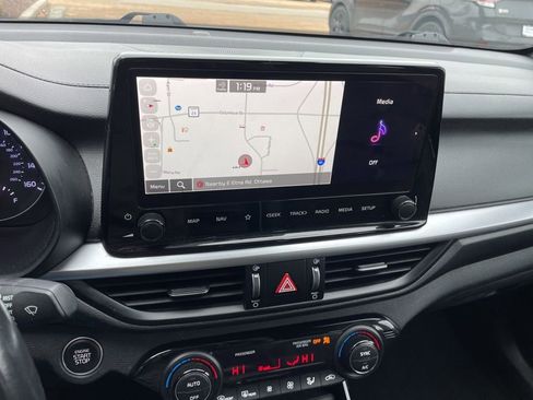 Used 2023 Kia Forte GT-Line w/ GT-Line Technology Package image 18