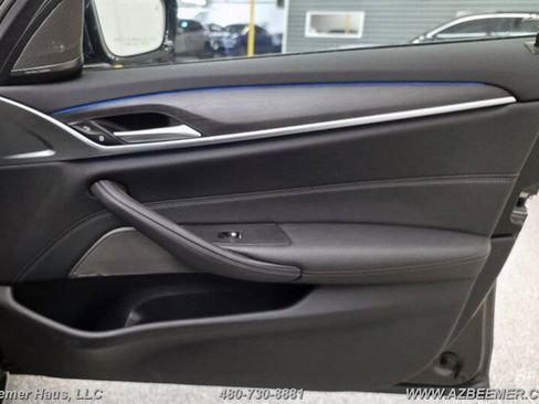 Used 2023 BMW 530e w/ M Sport Package RWD image 27
