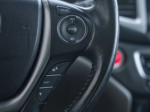 Used 2017 Honda Pilot EX-L image 34