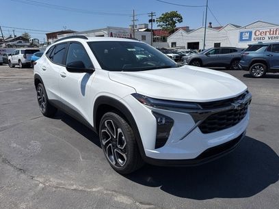 New 2025 Chevrolet Trax RS w/ Driver Confidence Package