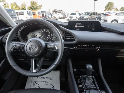 Used 2024 MAZDA MAZDA3 s FWD image 20