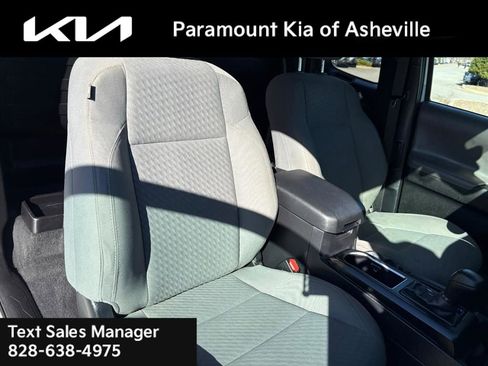 Used 2022 Toyota Tacoma SR image 16