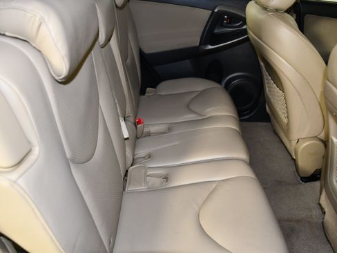 Used 2011 Toyota RAV4 2WD w/ Upgrade Value Pkg image 42