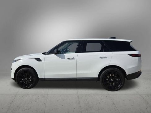 Used 2024 Land Rover Range Rover Sport SE AWD/4WD image 3