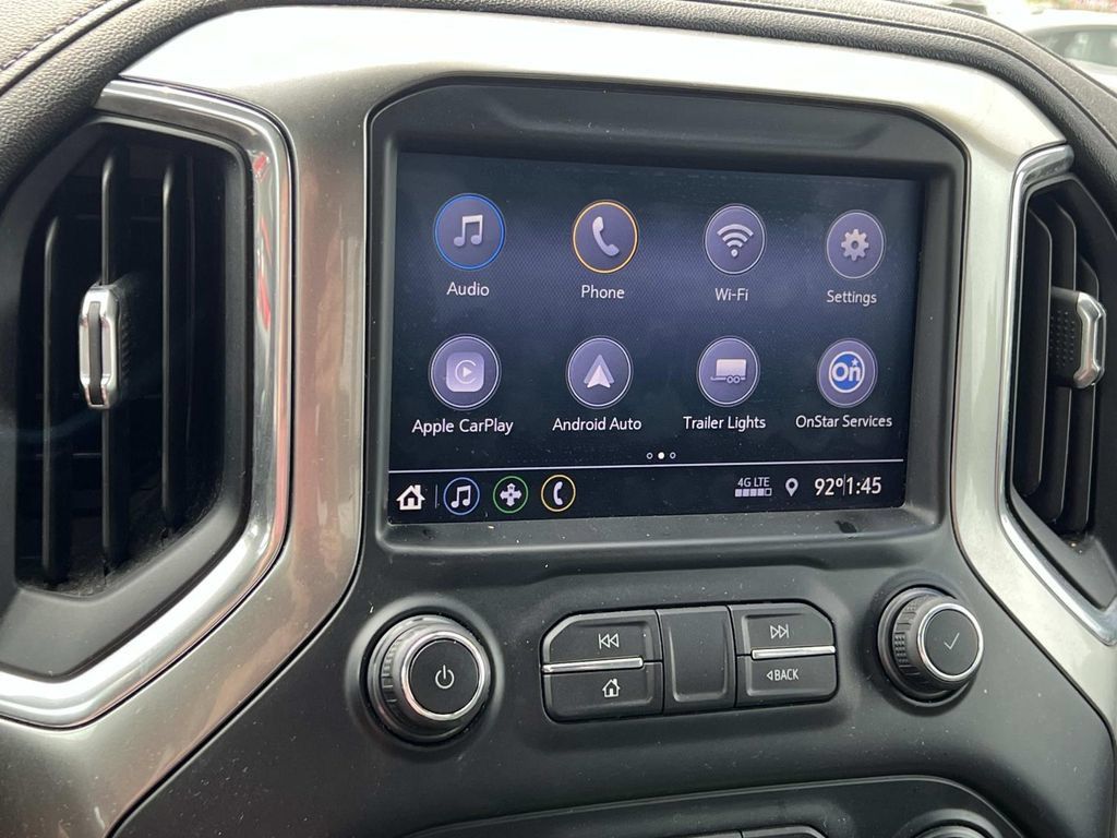 Used 2020 Chevrolet Silverado 1500 RST w/ RST Value Package AWD/4WD image 18